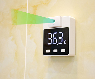 Wall thermometer automatic measurement