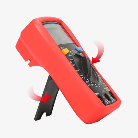 Auto ranging digital multimeter detail