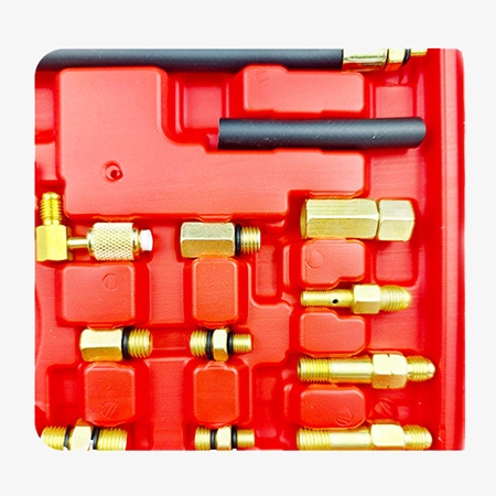 Automotive fuel pressure gauge kit detail
