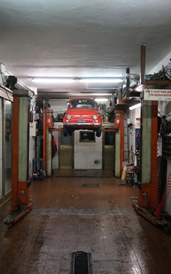 Brake fluid tester for fleet maintenance