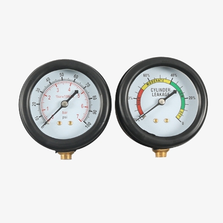 Cylinder leak down tester kit detail