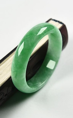 Diamond detector pen for jade