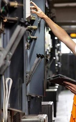 Digital elevator rope tension meter for elevator safety inspection