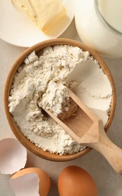 Digital kitchen bowl scale for weighing flour