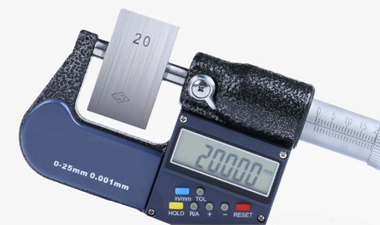 Digital outside micrometer