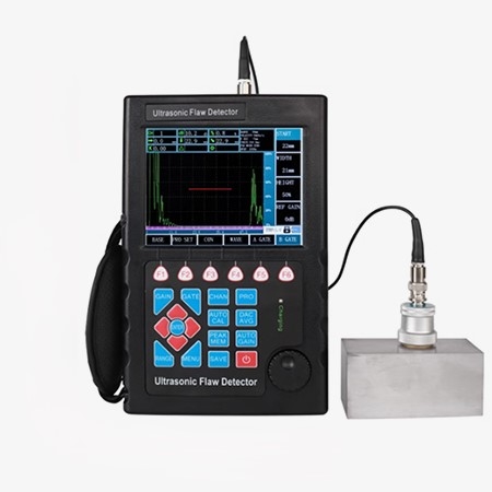 Digital ultrasonic flaw detector detail