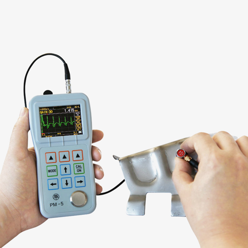 Digital ultrasonic thickness tester