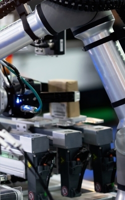 Displacement sensors for industrial automation