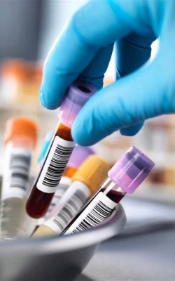 Double beam spectrophotometer medical testing