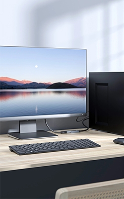 Handheld electromagnetic radiation tester for computer