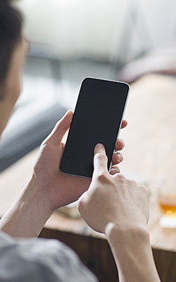 Handheld electromagnetic radiation tester for phone