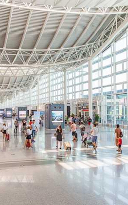 Handheld metal detector for airport