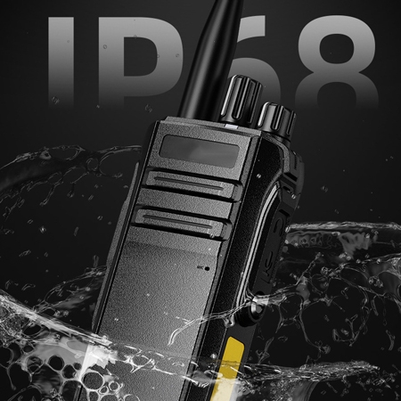 Handheld waterproof two-way radio detail