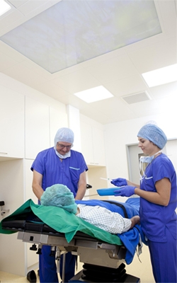 Hydrocarbons gas detector for hospital