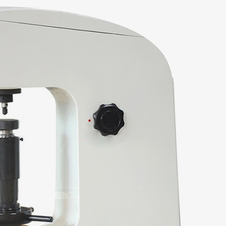 Manual rockwell hardness tester adopts cast iron material