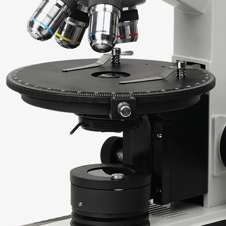 Polarizing microscope circular stage