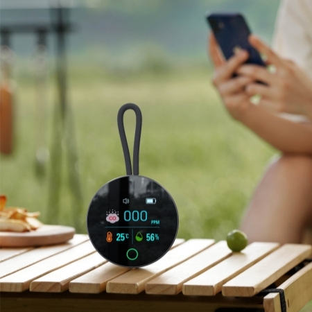 Portable carbon monoxide detector outside image