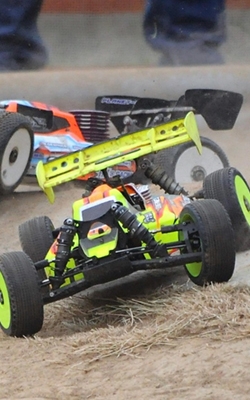 Battery balancer for RC modeling