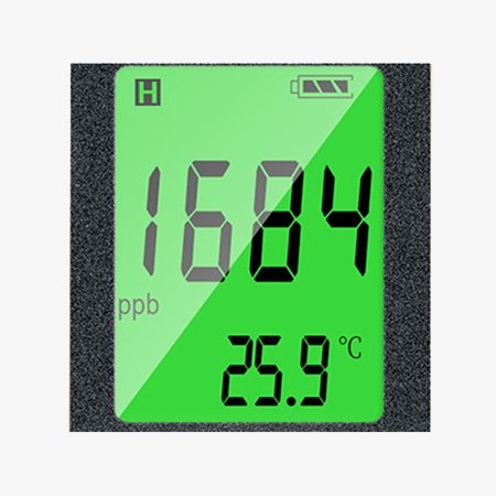 Digital handheld water quality tester detail