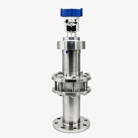 Digital radar level transmitters