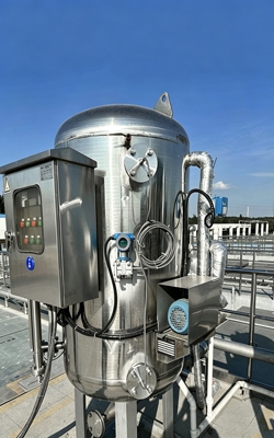 Pressure measurement of stainless steel vessels