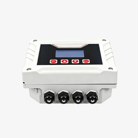 Ultrasonic fuel level transmitter