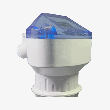 Ultrasonic level sensor detail