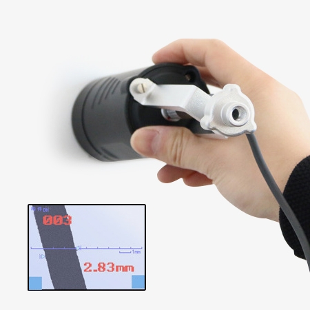 Test probe of digital concrete crack width gauge