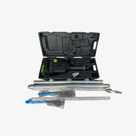 The electric soil sampler kit is easy to sample