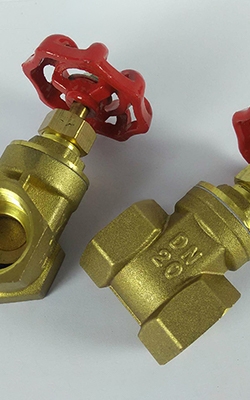 Valve for air pressure leak tester