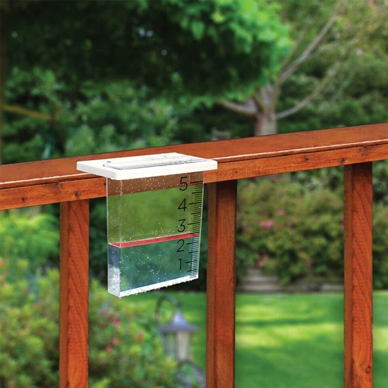 Waterfall rain gauge detail